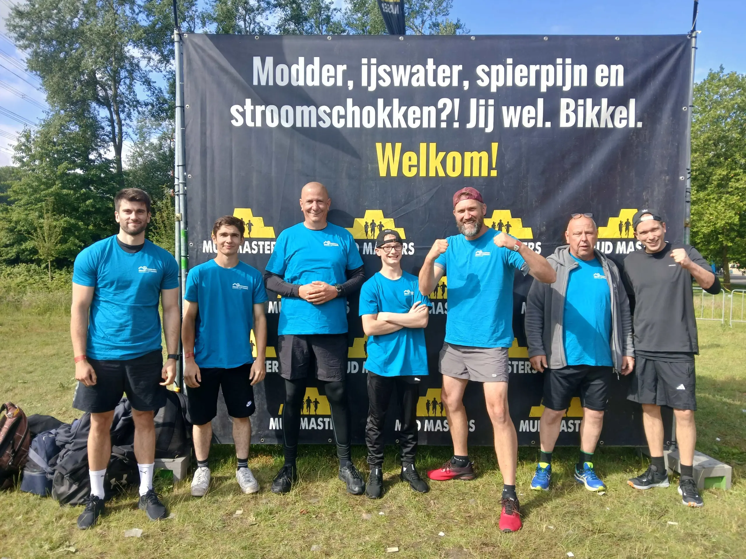 Gemeinsam stark beim Mud Masters in den Niederlanden!